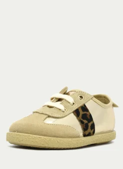 Alternative view of Zapatillas Y Sneaker Tokolate de Niña modelo 2135 en oro