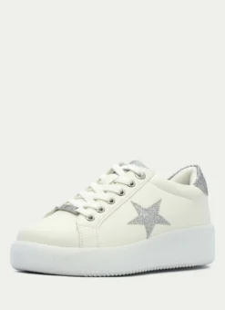 Alternative view of Zapatillas Y Sneaker Xti Kids de Niña modelo 150945 en blanco